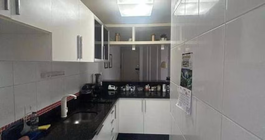 Apartamento com 3 dormitórios à venda no Residencial Villa Pantoni, 58 m² - Novo Mundo - Curitiba/PR