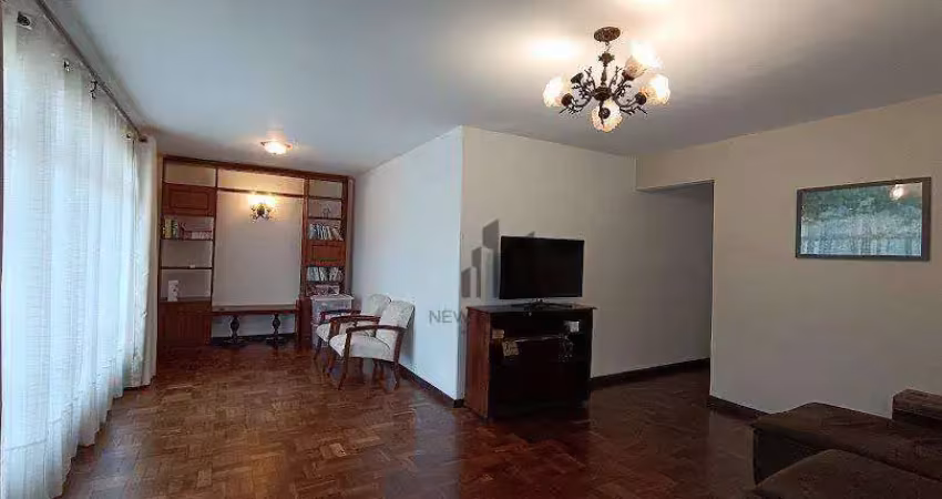 Casa com 4 dormitórios, sendo uma suíte à venda, com 240 m² - água verde - curitiba/pr