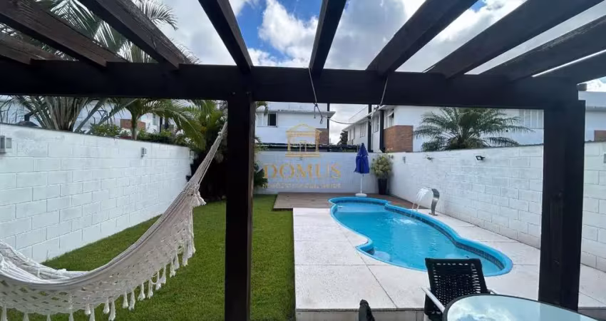 Casa em condomínio fechado com 3 quartos à venda na Rua Dolores Duran, 1584, Lomba do Pinheiro, Porto Alegre