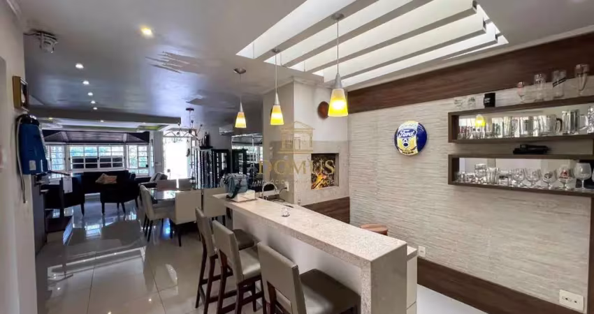 Casa com 3 quartos à venda na Rua Cananéia, 340, Vila Jardim, Porto Alegre