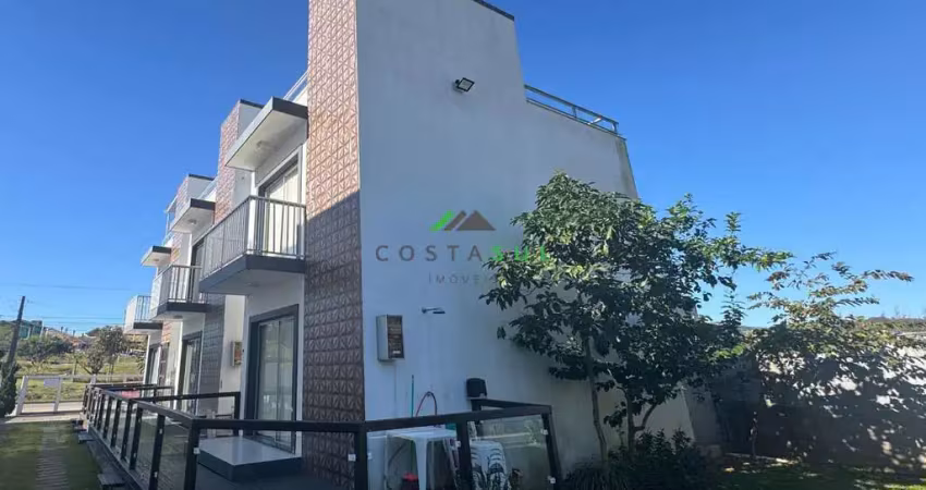 Sobrado à venda no bairro morrinhos, a 3 quadras do mar da praia central de garo