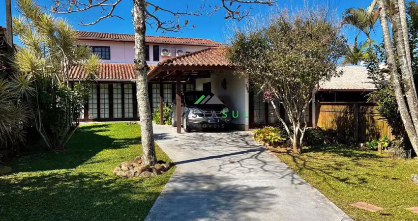 Casa com 4 quartos à venda na R. Viúva Maria Antonia, 0000, Ferraz, Garopaba