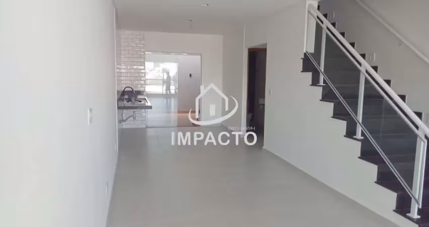 Sobrado novo com 3 suítes, quintal gourmet e vaga para 2 carros