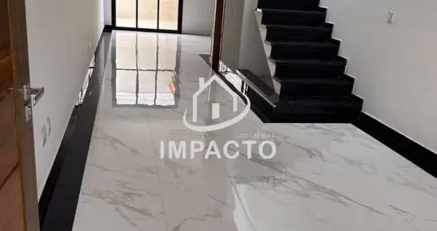 Sobrado com 3 dormitórios sendo 1 suíte com sacada, quintal com área gourmet e 3 vagas à venda