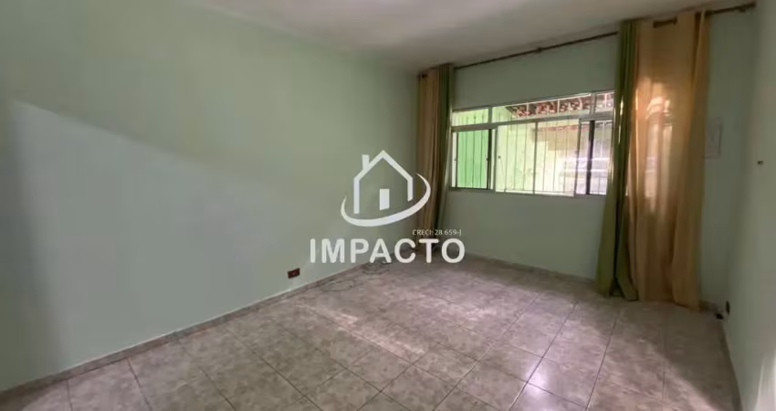 Sobrado com 4 dormitórios sendo 1 suíte com 3 vagas à venda