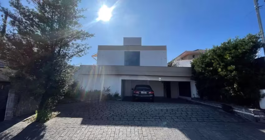Sobrado 360m² com 3 suítes e 4 vagas aluguel r$: 10.000,00 1 km do  park shopping são caetano e  network business tower  localizado na rua brás cubas, jardim são caetano