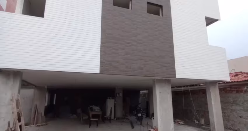 Térreo com quintal no bessa! apartamento 2 quartos – 62,77m² por r$ 400 mil