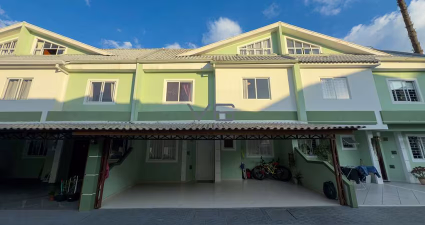 Casa com 123 m² privativos, 3 quartos, 1 suíte, 2 vagas de garagem, no Hauer, Curitiba-Pr