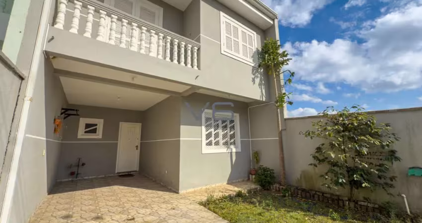 Casa sobrado com 3 quartos, 1 suíte, 3 vagas de garagem, 147m² privativos, no boqueirão, curitiba-pr.