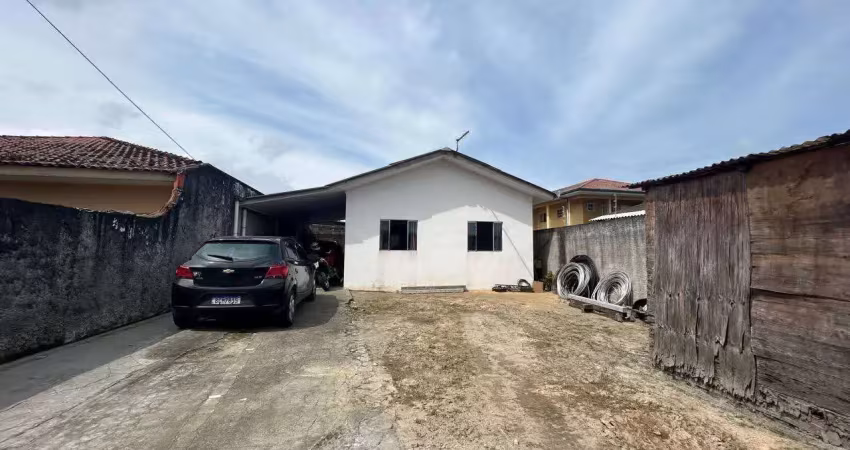  casa com espaço de  terreno livre  medindo  12x10 

