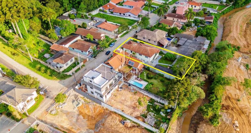 Terreno à venda na Rua Maria Bizinelli, 445, Campo Comprido, Curitiba