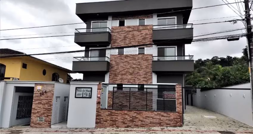 Apartamento com 3 quartos à venda na Rua Treze de Maio, 194, Iririú, Joinville