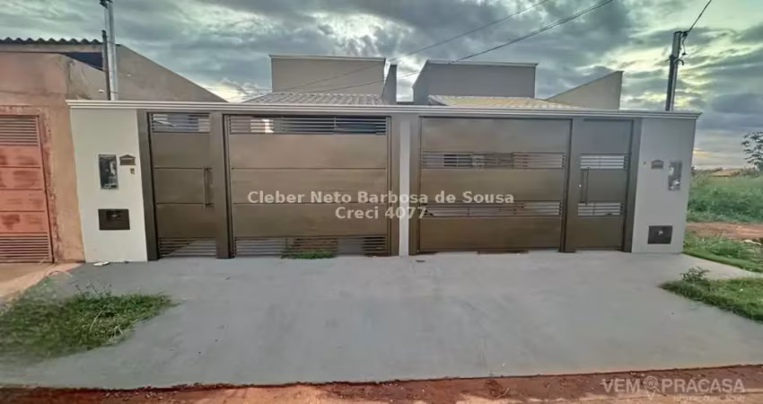 2 dormitórios sendo uma suíte e vias rápidas até o centro