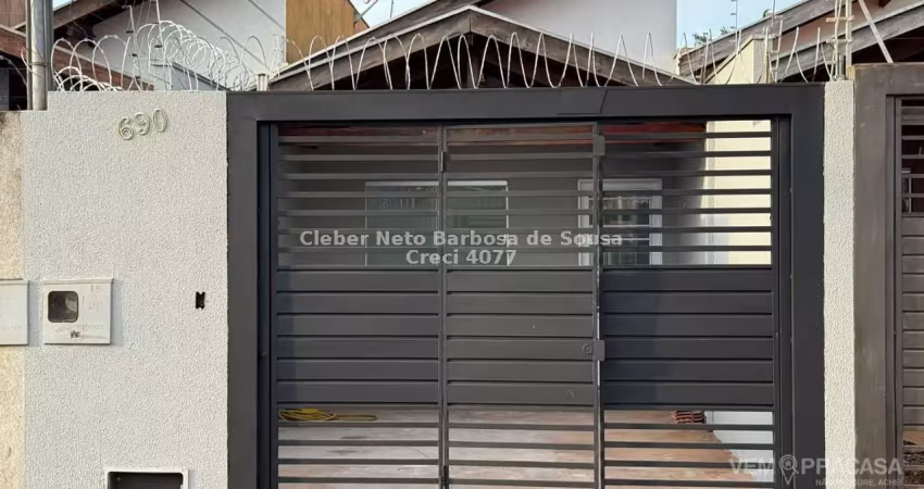 Casa com 2 quartos à venda na Avenida Henrique Bertin, 25, Jardim Los Angeles, Campo Grande