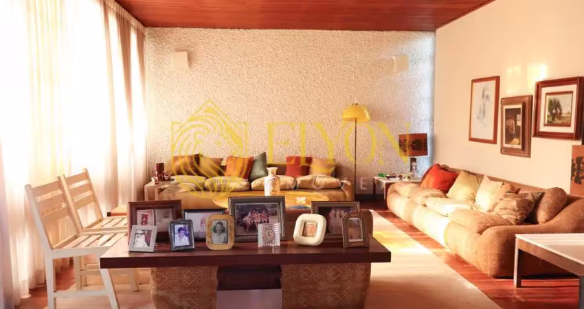Casa com 4 quartos à venda na Vila Paraiba, Guaratinguetá 