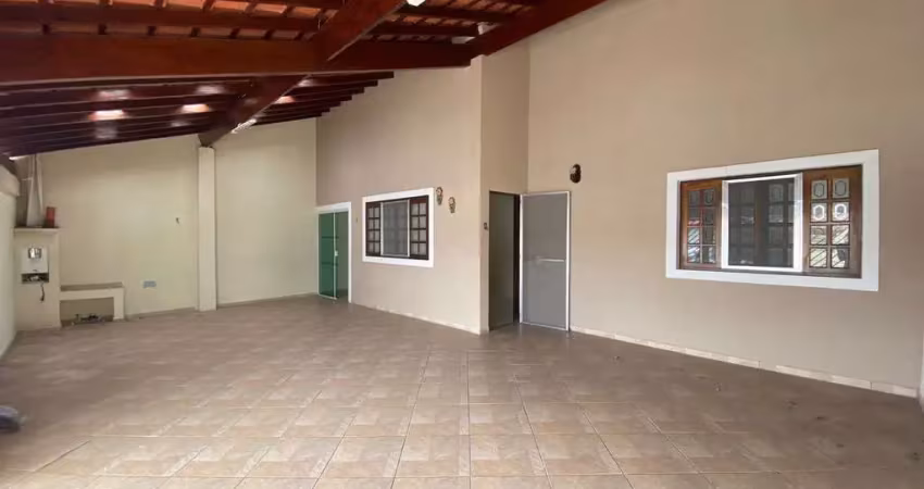 Casa com 3 quartos à venda no Residencial Village Santana, Guaratinguetá 