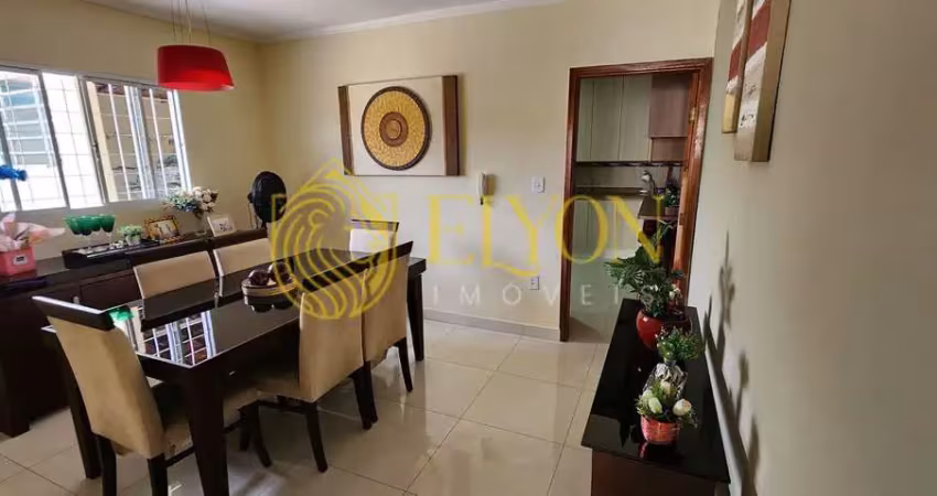 Casa em residencial village santana, guaratinguetá/sp
