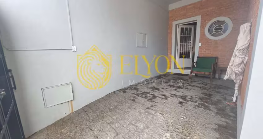 Casa com 6 quartos para alugar no Centro, Guaratinguetá 