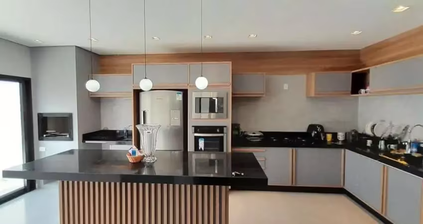 Casa com 3 quartos à venda no Village Mantiqueira, Guaratinguetá 