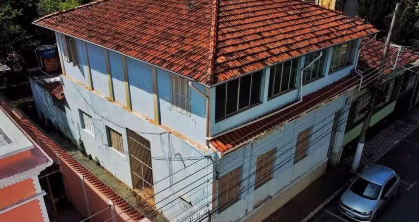 Casa com 5 quartos para alugar no Centro, Guaratinguetá 