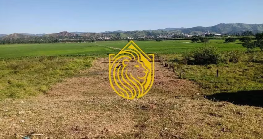 Chácara / sítio à venda no Jardim Santa Luzia, Guaratinguetá 