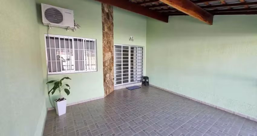 Casa com 2 quartos à venda no Parque do Sol, Guaratinguetá 