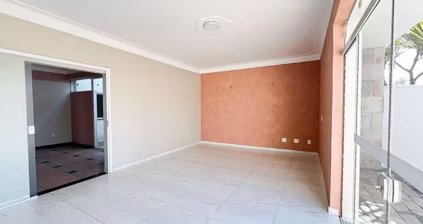 Casa com 4 quartos para alugar na Vila Paraiba, Guaratinguetá 