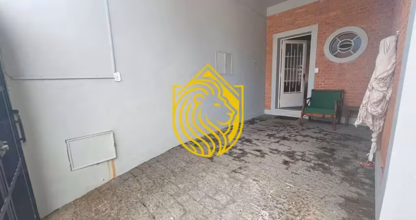 Casa com 6 quartos para alugar no Centro, Guaratinguetá 