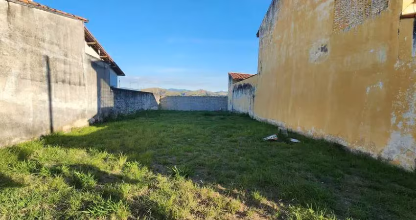 Chácara / sítio à venda no Parque das Árvores, Guaratinguetá 