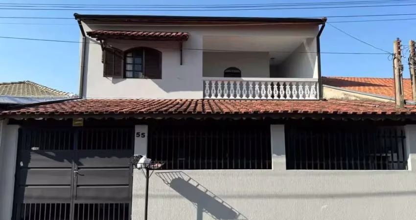 Casa com 3 quartos à venda no Conjunto Habitacional Terra dos Ipês I (Sul), Pindamonhangaba 