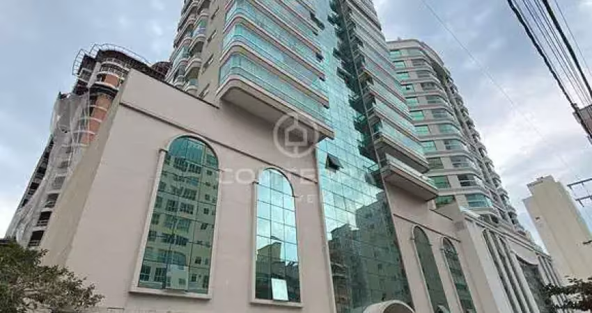 Cobertura com 4 quartos à venda na Rua 137, Meia Praia, Itapema