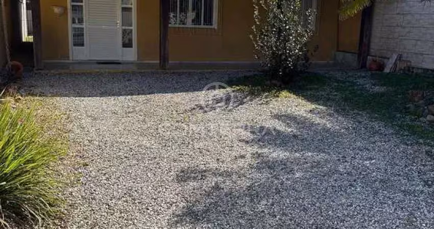 Casa com 3 quartos à venda na Rua Cândido Samagaio, Centro, Porto Belo