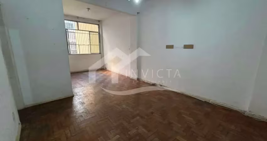 Apartamento com 2 quartos à venda na Rua Bolivar, Copacabana, Rio de Janeiro