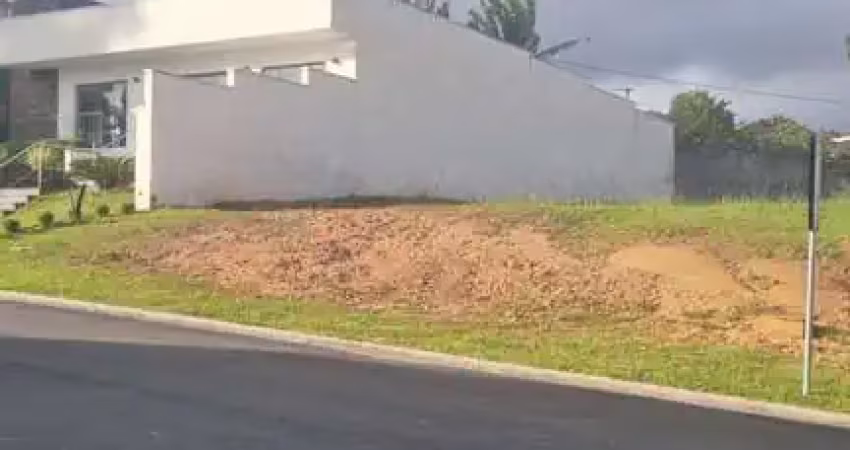 Terreno à venda no Campo Pequeno, Colombo 
