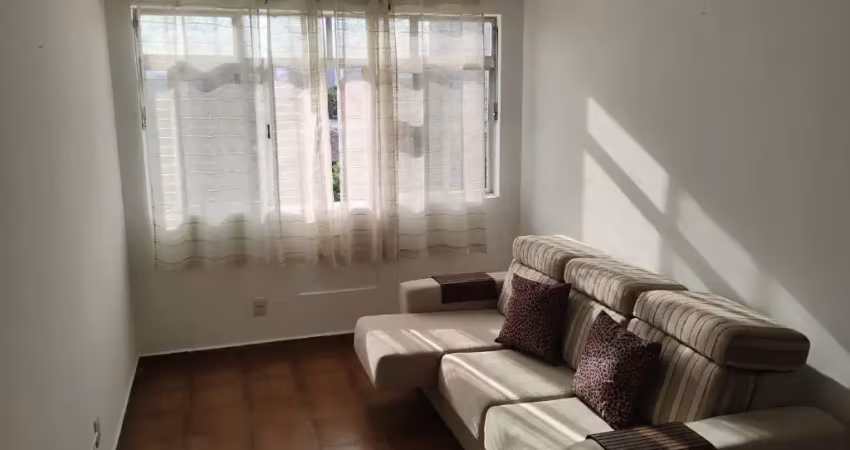 Vende-se 1 dormitório - ponta da praia - santos- sp