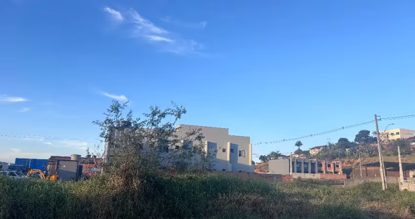 Terreno à venda na Avenida Getúlio Vargas, Itinga, Araquari