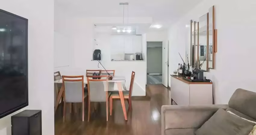 Apartamento tipo para locação em jaguaré com 3 quartos, sendo 1 suíte, 76m²