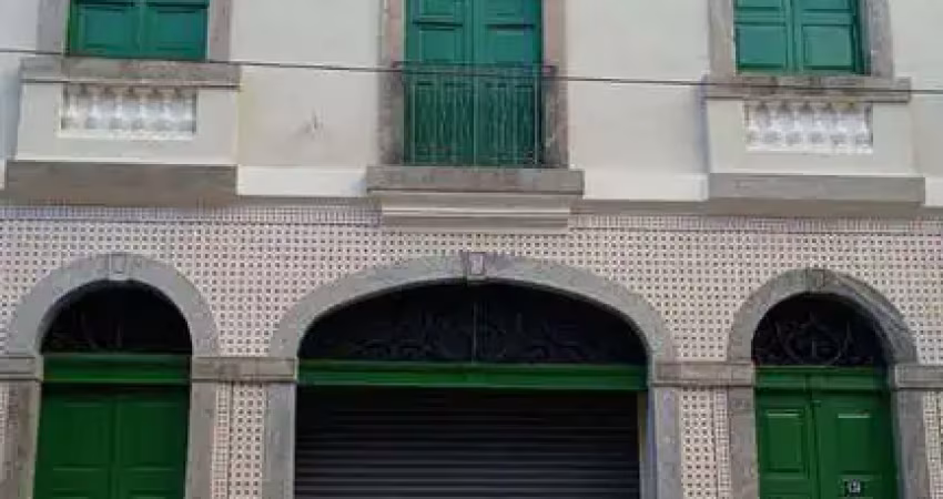 Barracão / Galpão / Depósito para alugar na Rua do Comércio, 129/131, Centro, Santos