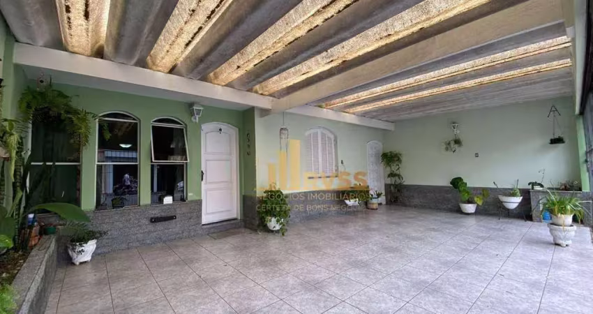Excelente casa com 3 dormitórios, suíte e 3 vagas a 600m do são bernardo plaza shopping