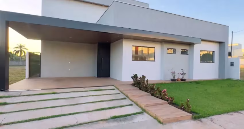 Linda casa no jandaia tênis clube, pronta para ser seu novo lar!