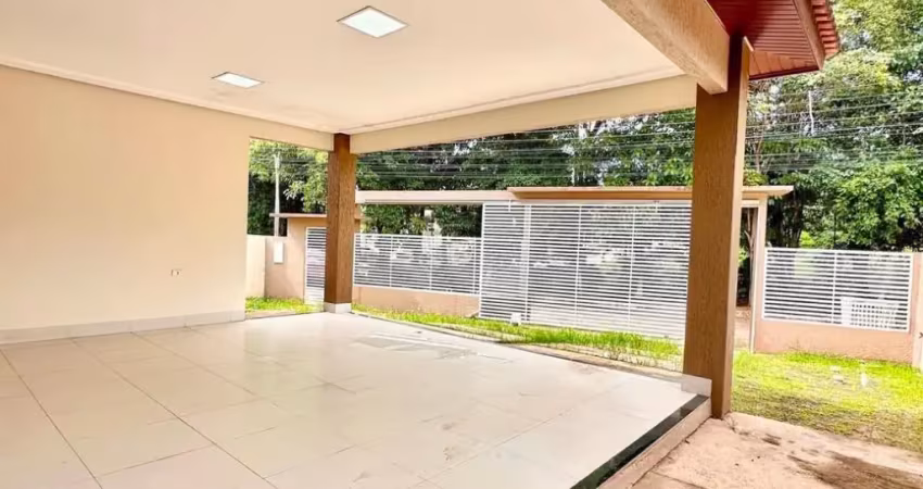 Linda casa de alto padrão disponível pra venda no parque da lagoa!