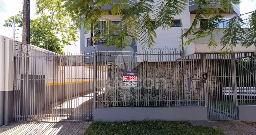 Apartamento com 02 Dormitórios e 02 Vagas de Garagem no Residencial Gabriela