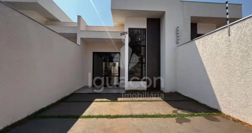 Casa com 02 dormitórios sendo 01 suíte e espaço gourmet com churrasqueira no jardim duarte