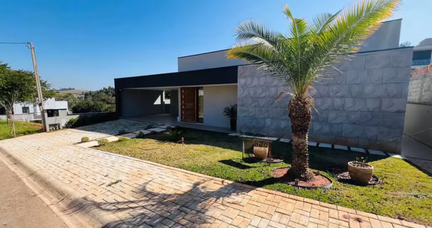 Casa em condomínio à venda em bragança paulista-sp, 3 suítes, 255m² de área! venha conferir!