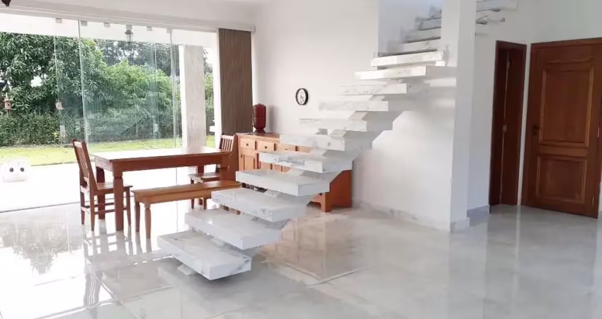 Casa á venda no condomínio campos do conde em bragança paulista/sp