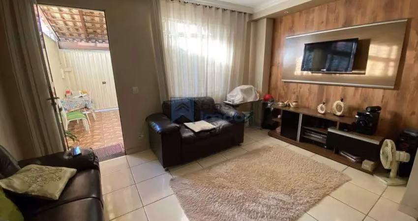 Casa com 2 quartos à venda no Diamante, Belo Horizonte 
