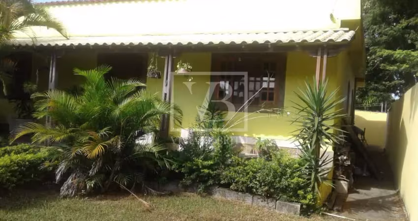Casa com 120 m2, espaço gourmet e quintal, bairro nossa senhora de fatima -betim