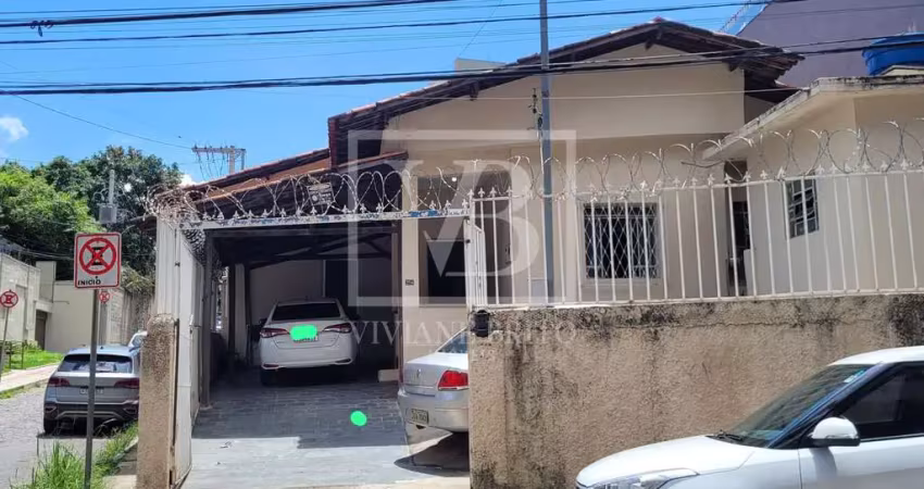 Casa com 3 quartos à venda no Centro, Betim 