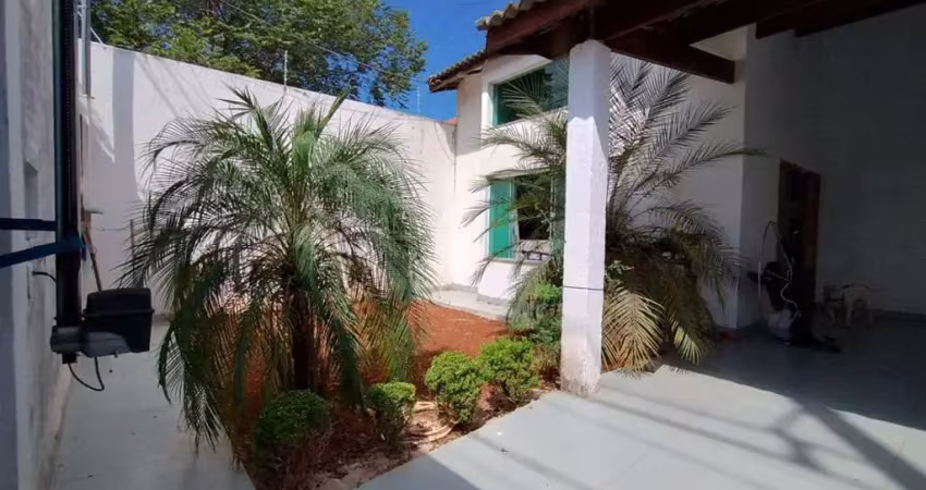 Casa para venda em itapetininga, vila nastri, 3 dormitórios, 3 suítes, 4 vagas