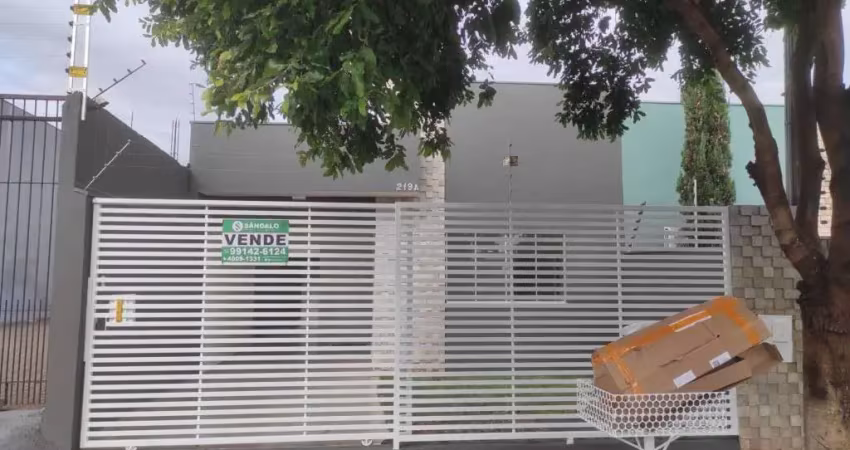 Casa com 3 quartos à venda por r$ 420000.00, 99.00 m2 - residencial icaro - maringa/pr